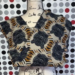 BOGO 50% off LuLaRoe tiger leggings